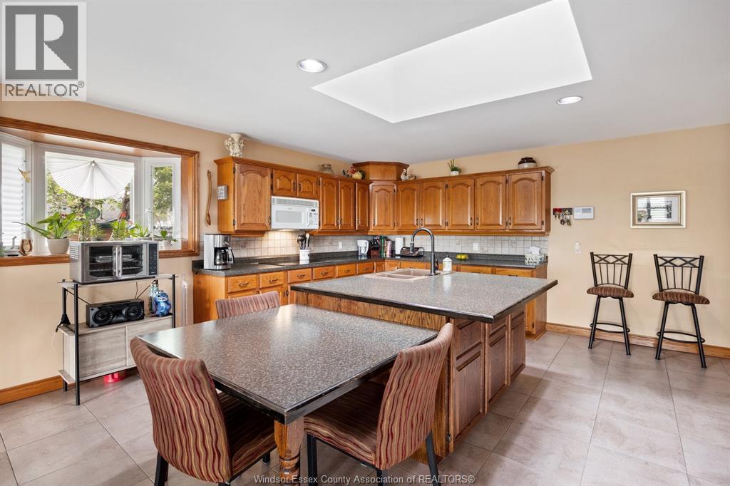 15381 County Rd 8, Essex, Ontario  N0R 1L0 - Photo 10 - 26005077