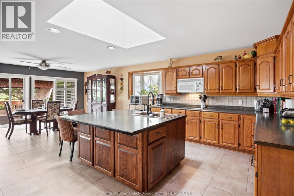 15381 County Rd 8, Essex, Ontario  N0R 1L0 - Photo 11 - 26005077