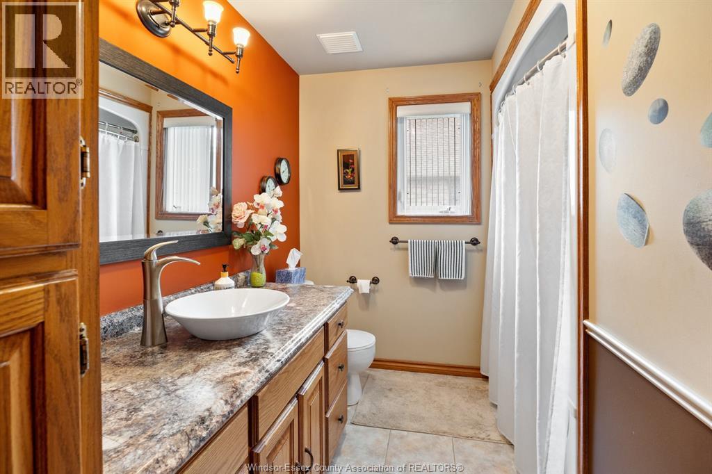 15381 County Rd 8, Essex, Ontario  N0R 1L0 - Photo 18 - 26005077