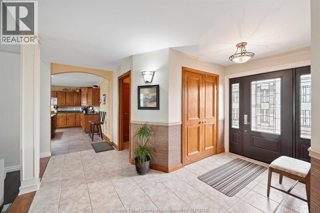 15381 County Rd 8, Essex, Ontario  N0R 1L0 - Photo 3 - 26005077