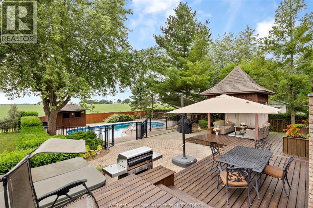 15381 County Rd 8, Essex, Ontario  N0R 1L0 - Photo 31 - 26005077