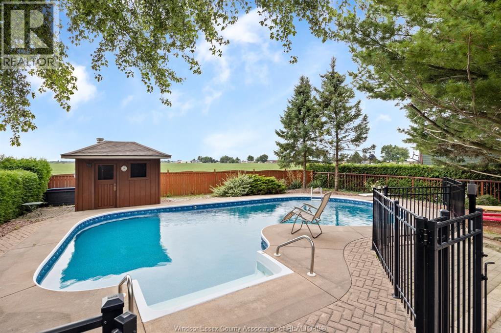 15381 County Rd 8, Essex, Ontario  N0R 1L0 - Photo 35 - 26005077