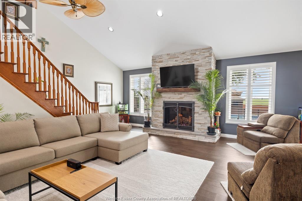 15381 County Rd 8, Essex, Ontario  N0R 1L0 - Photo 4 - 26005077