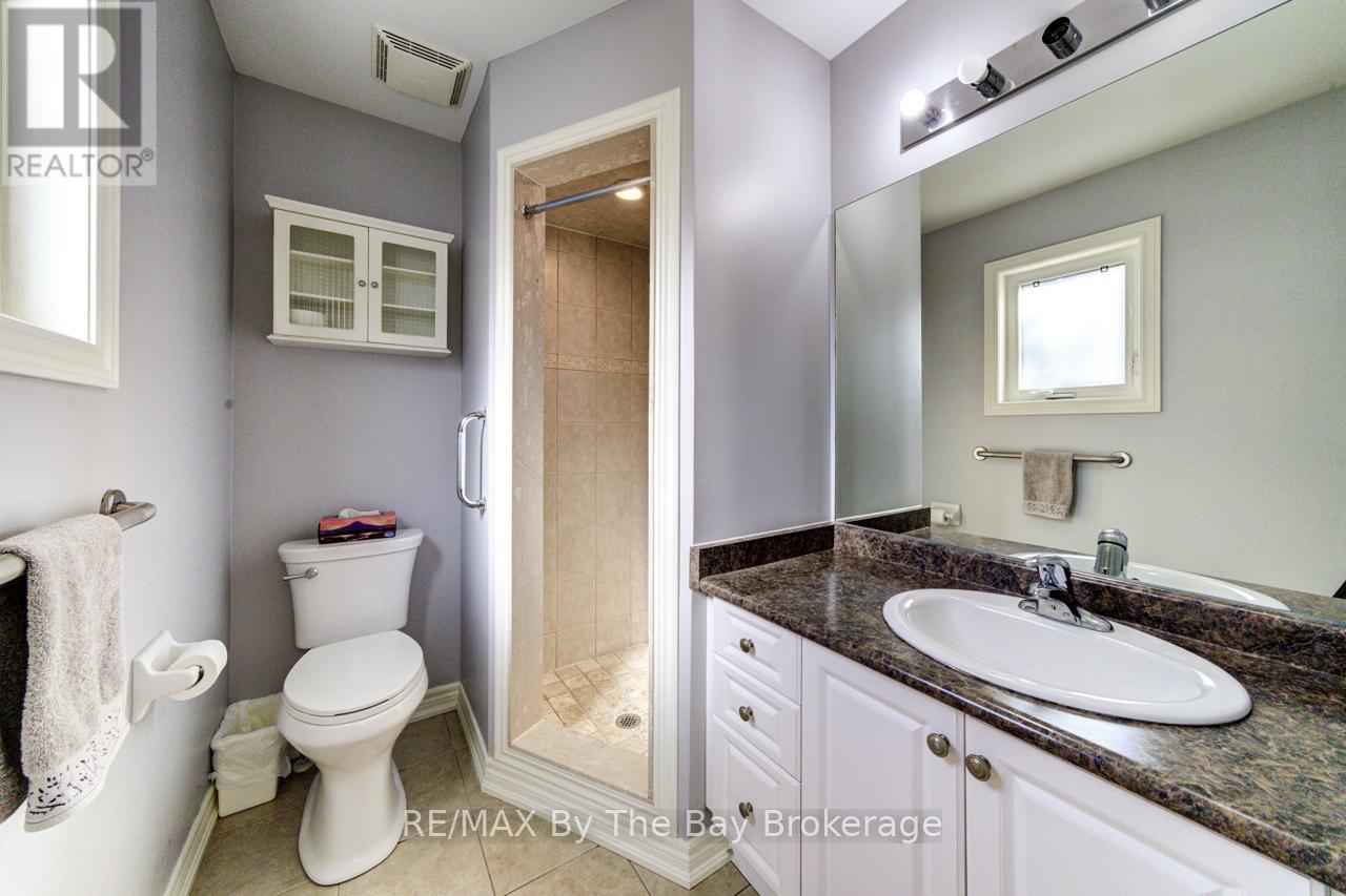 45 William Avenue, Wasaga Beach, Ontario  L9Z 2X3 - Photo 22 - S12869728