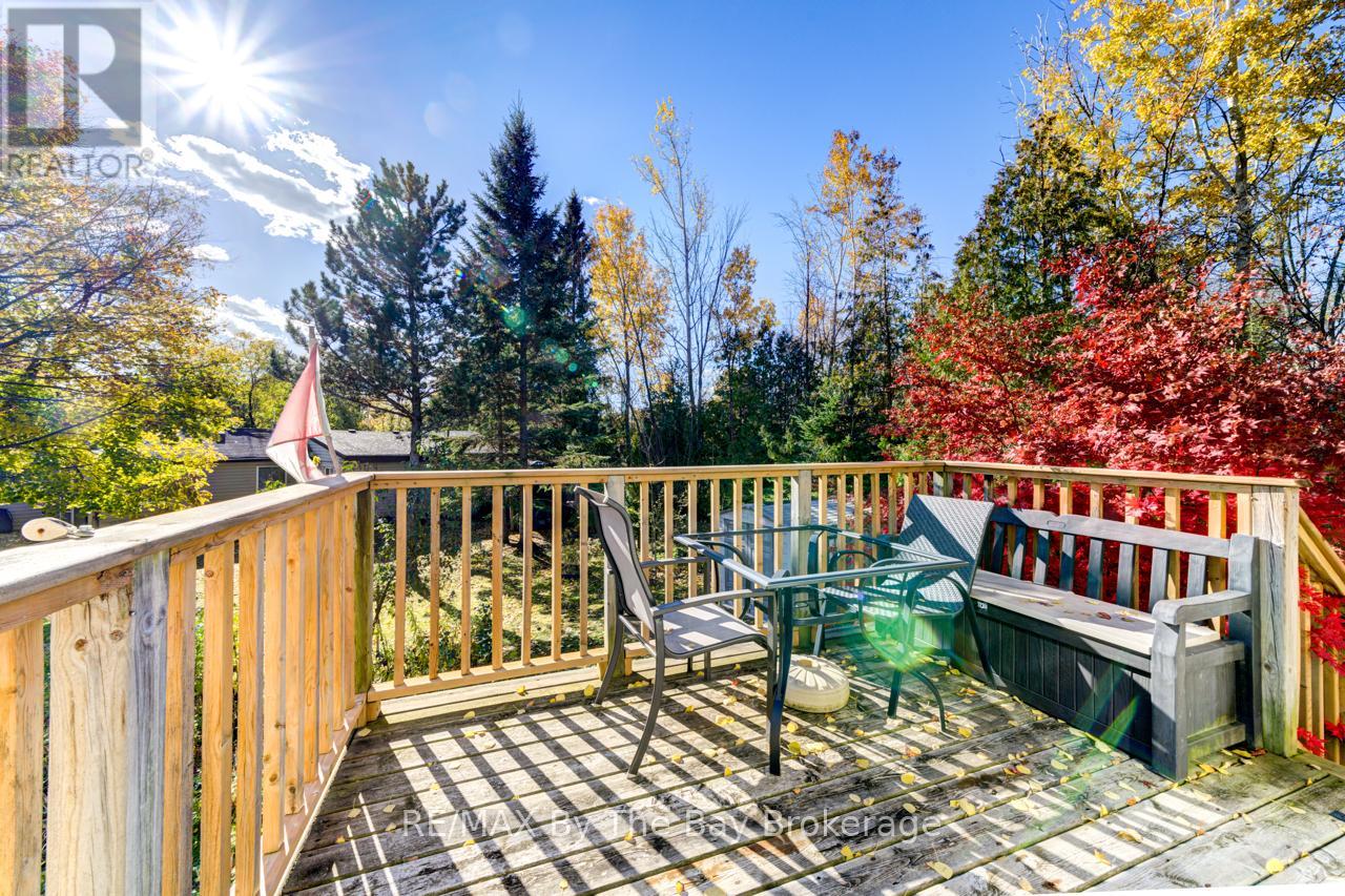 45 William Avenue, Wasaga Beach, Ontario  L9Z 2X3 - Photo 35 - S12869728