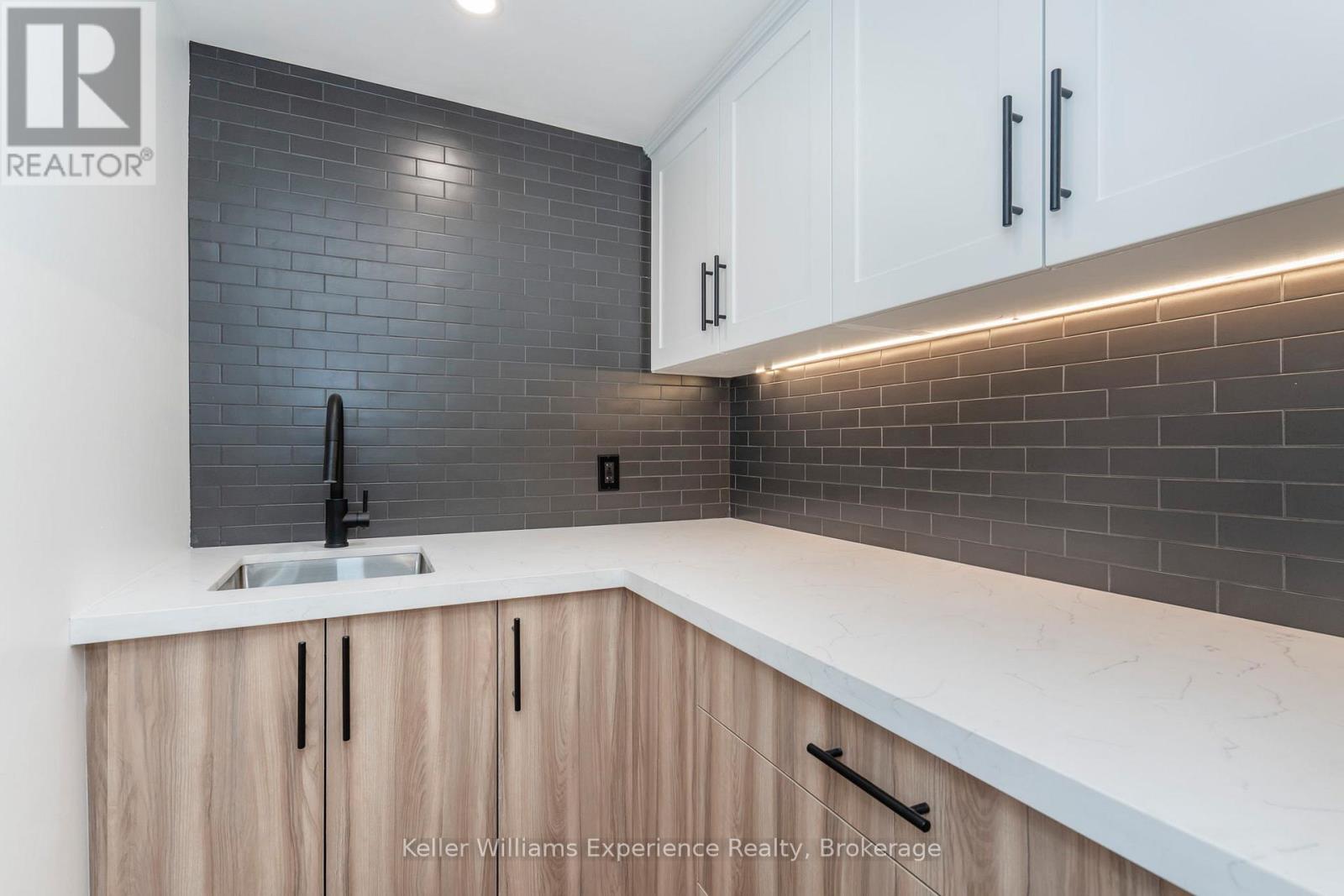 3355 Muskoka Street, Severn, Ontario  L0K 2B0 - Photo 15 - S12869782