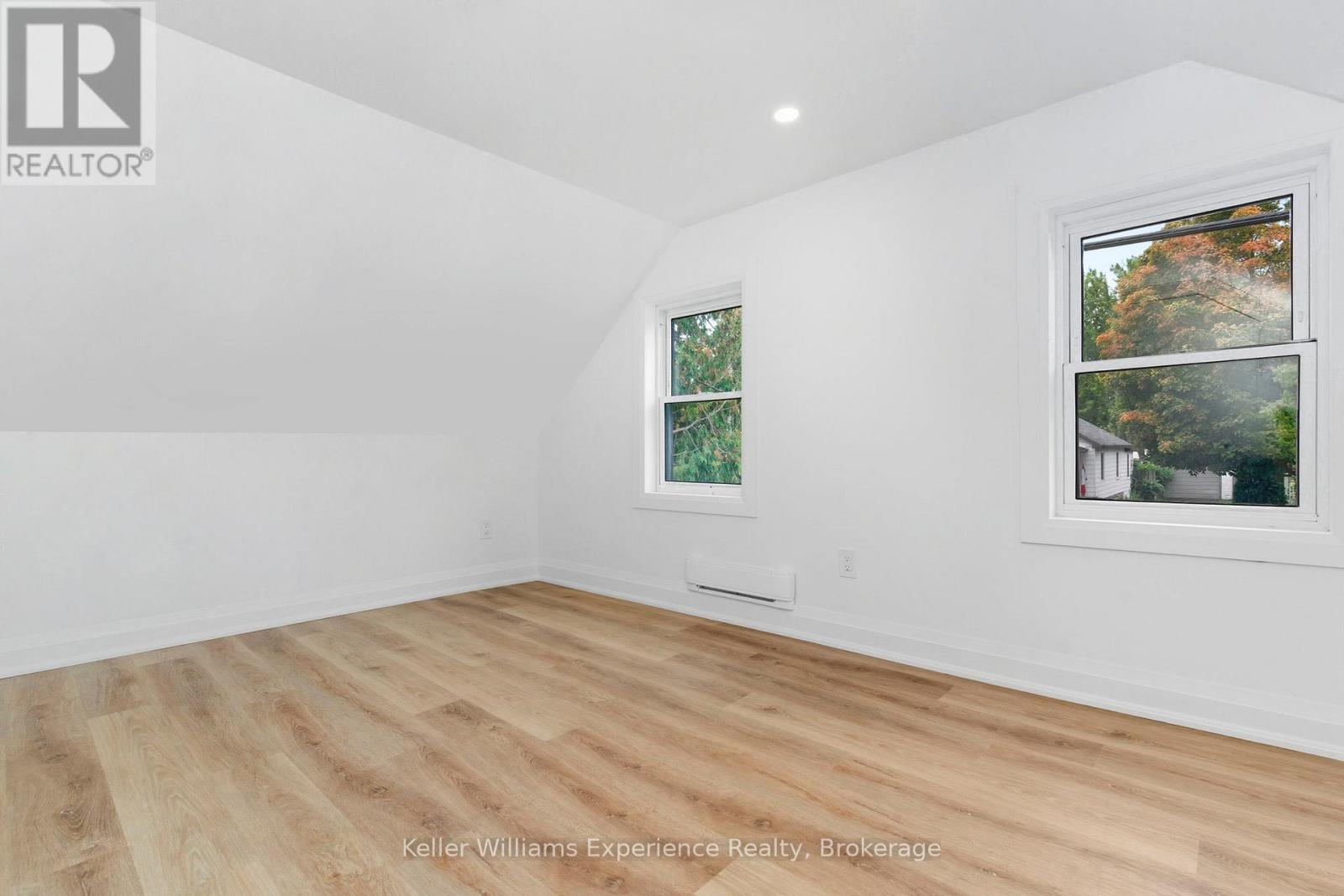 3355 Muskoka Street, Severn, Ontario  L0K 2B0 - Photo 24 - S12869782