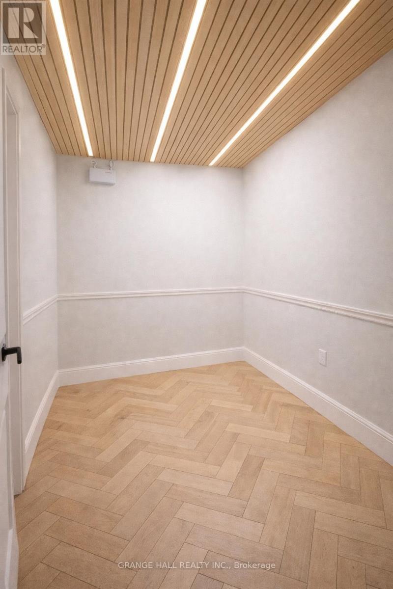 111a - 1649 Dufferin Street, Toronto, Ontario  M6H 4H5 - Photo 5 - W12692780