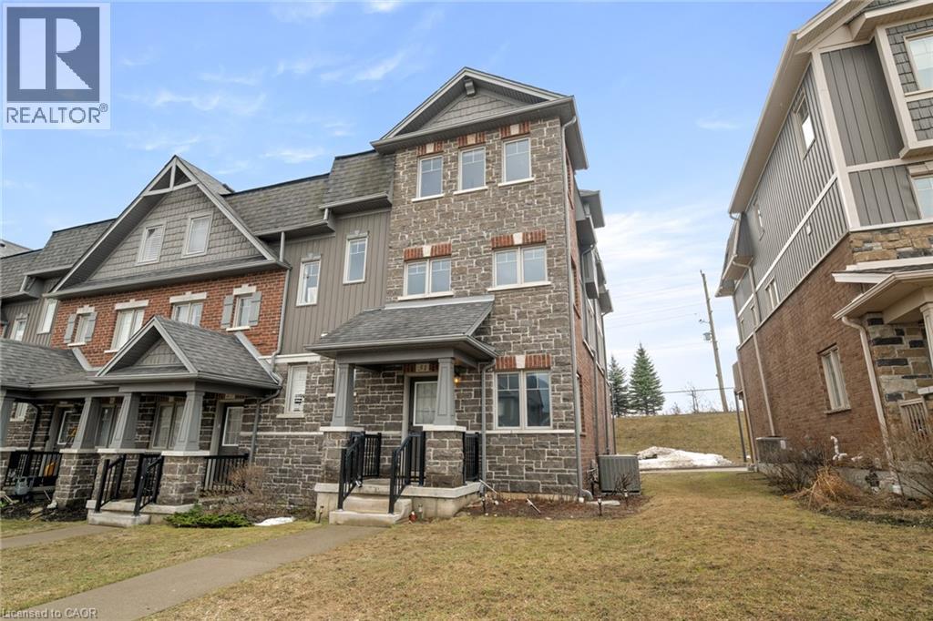 31 Eliza Avenue, Kitchener, Ontario  N2E 0G2 - Photo 4 - 40811194