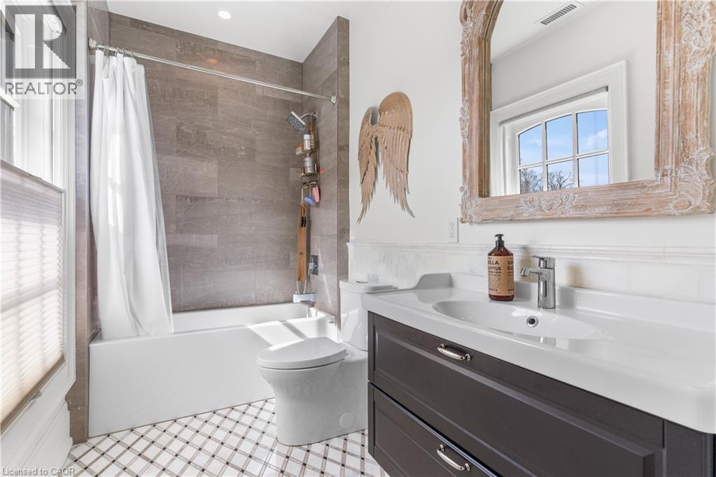 38 Lansdowne Road N, Cambridge, Ontario  N1S 2S9 - Photo 41 - 40811145