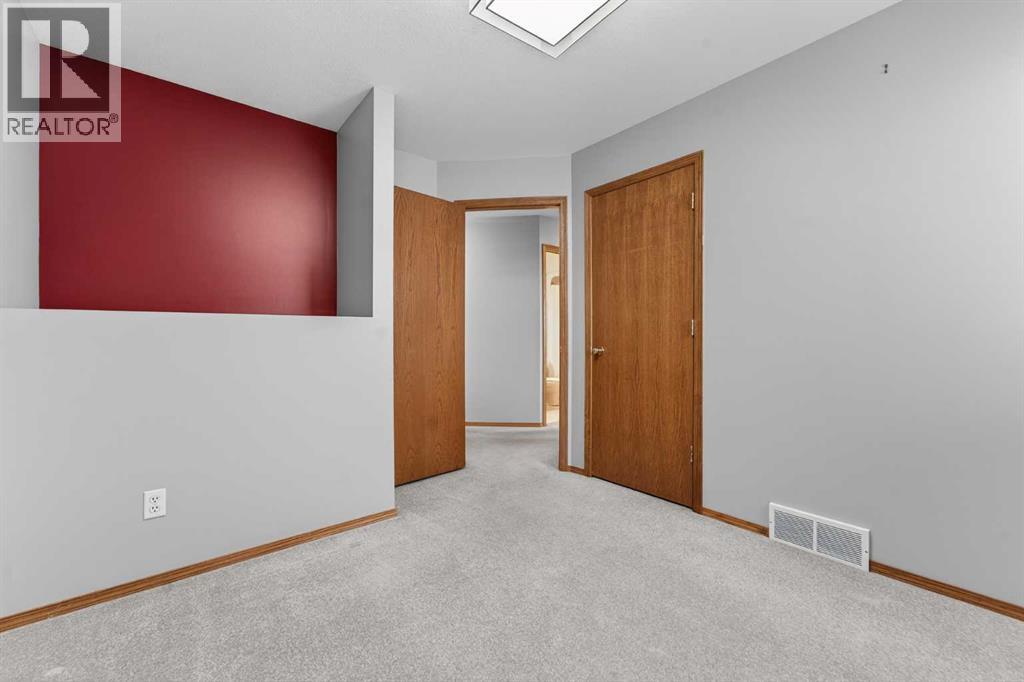 95 Stoney Crescent W, Lethbridge, Alberta  T1K 7B2 - Photo 15 - A2289473