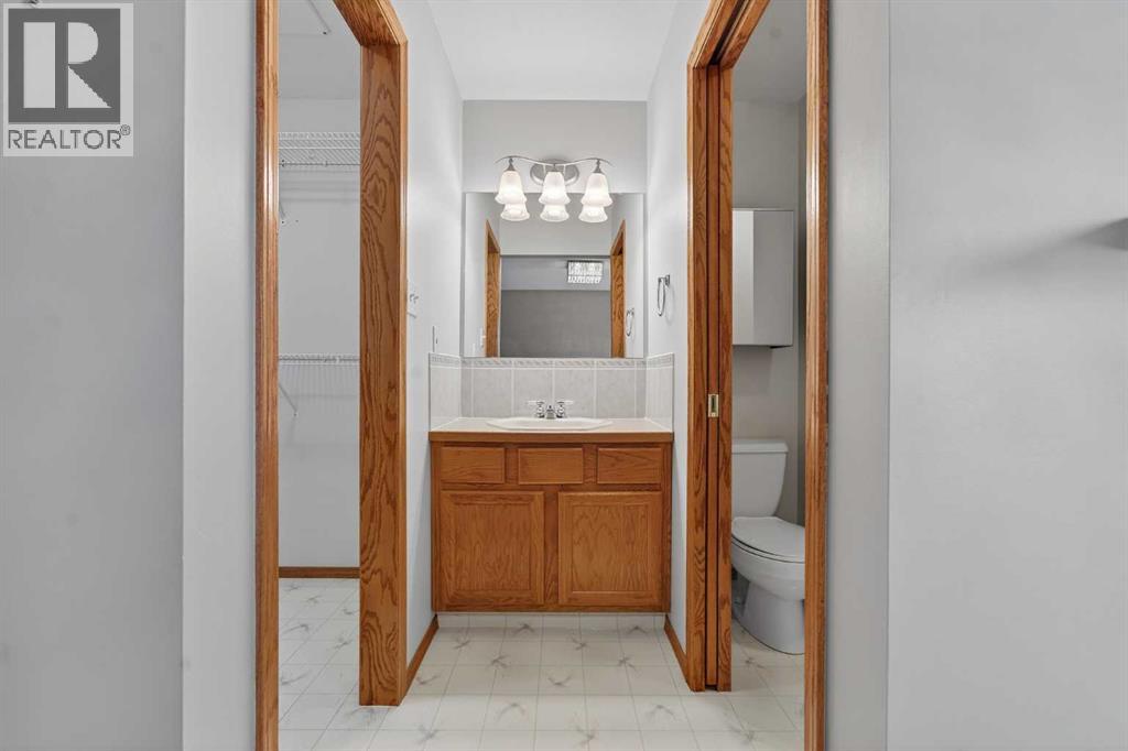 95 Stoney Crescent W, Lethbridge, Alberta  T1K 7B2 - Photo 20 - A2289473