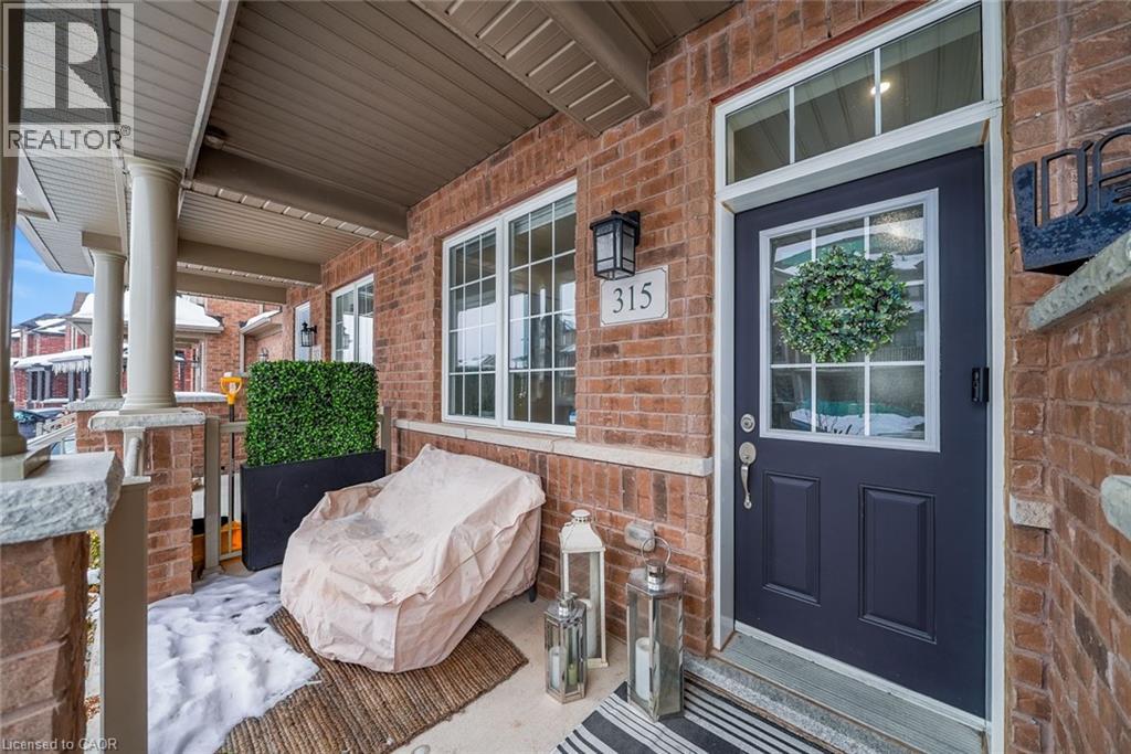 315 Humphrey Street, Hamilton, Ontario  L8B 1X4 - Photo 3 - 40806014