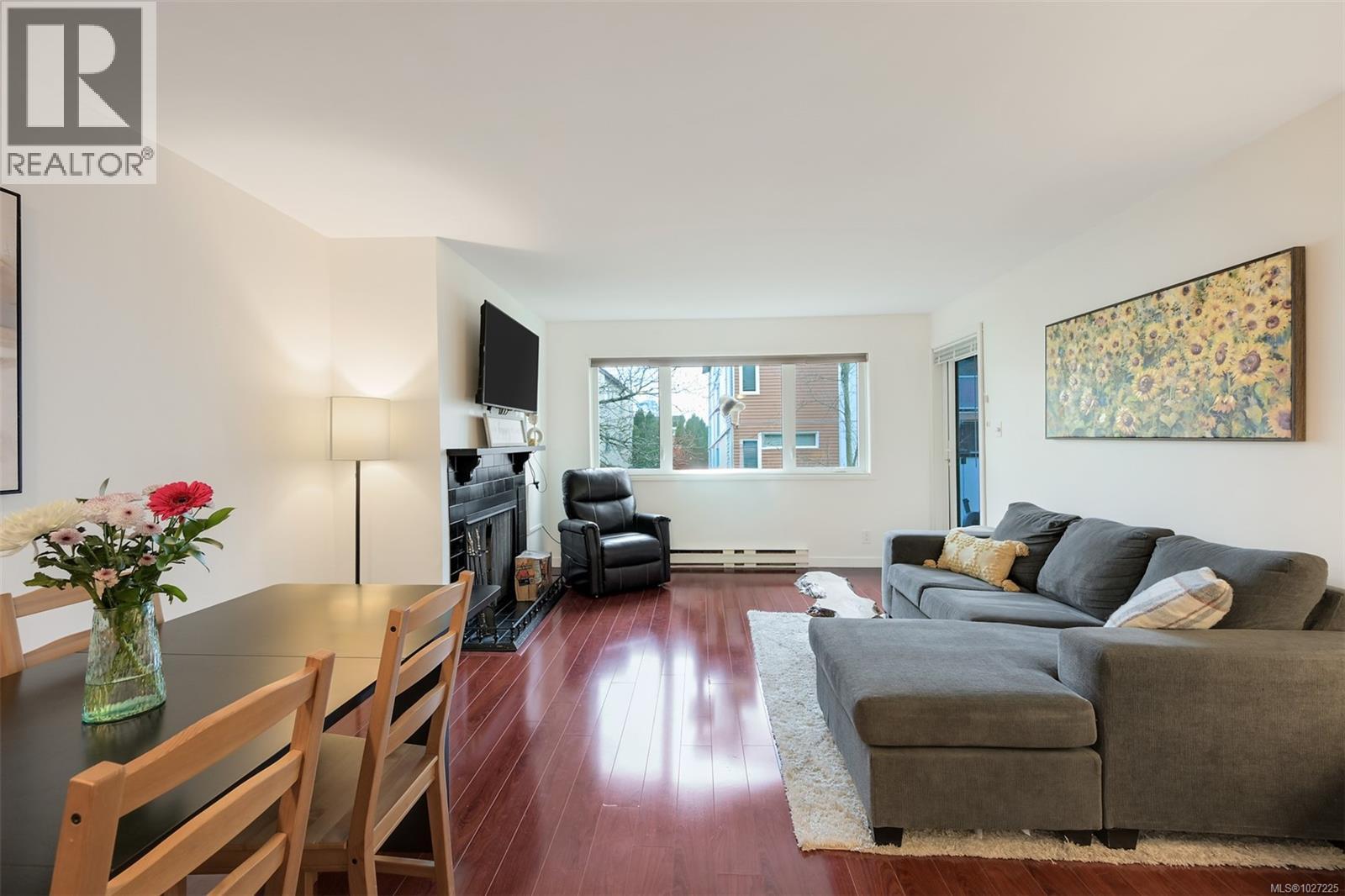 201 1619 Morrison St, Victoria, British Columbia  V8R 6R8 - Photo 15 - 1027225