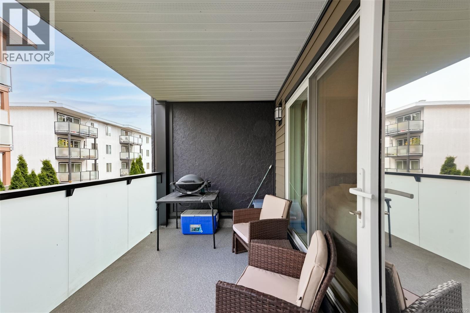 201 1619 Morrison St, Victoria, British Columbia  V8R 6R8 - Photo 26 - 1027225