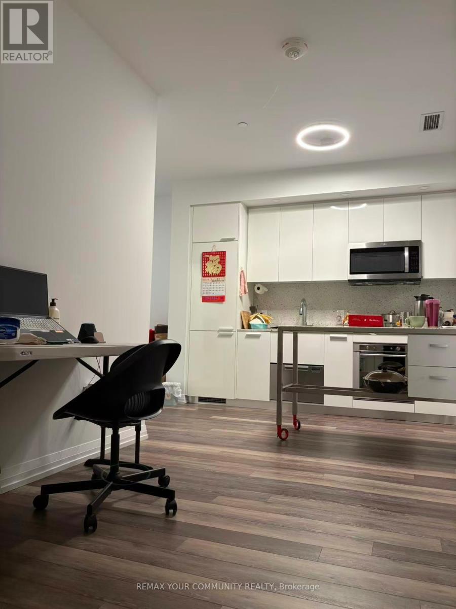 203 - 75 Canterbury Place, Toronto, Ontario  M2N 2N1 - Photo 3 - C12869774