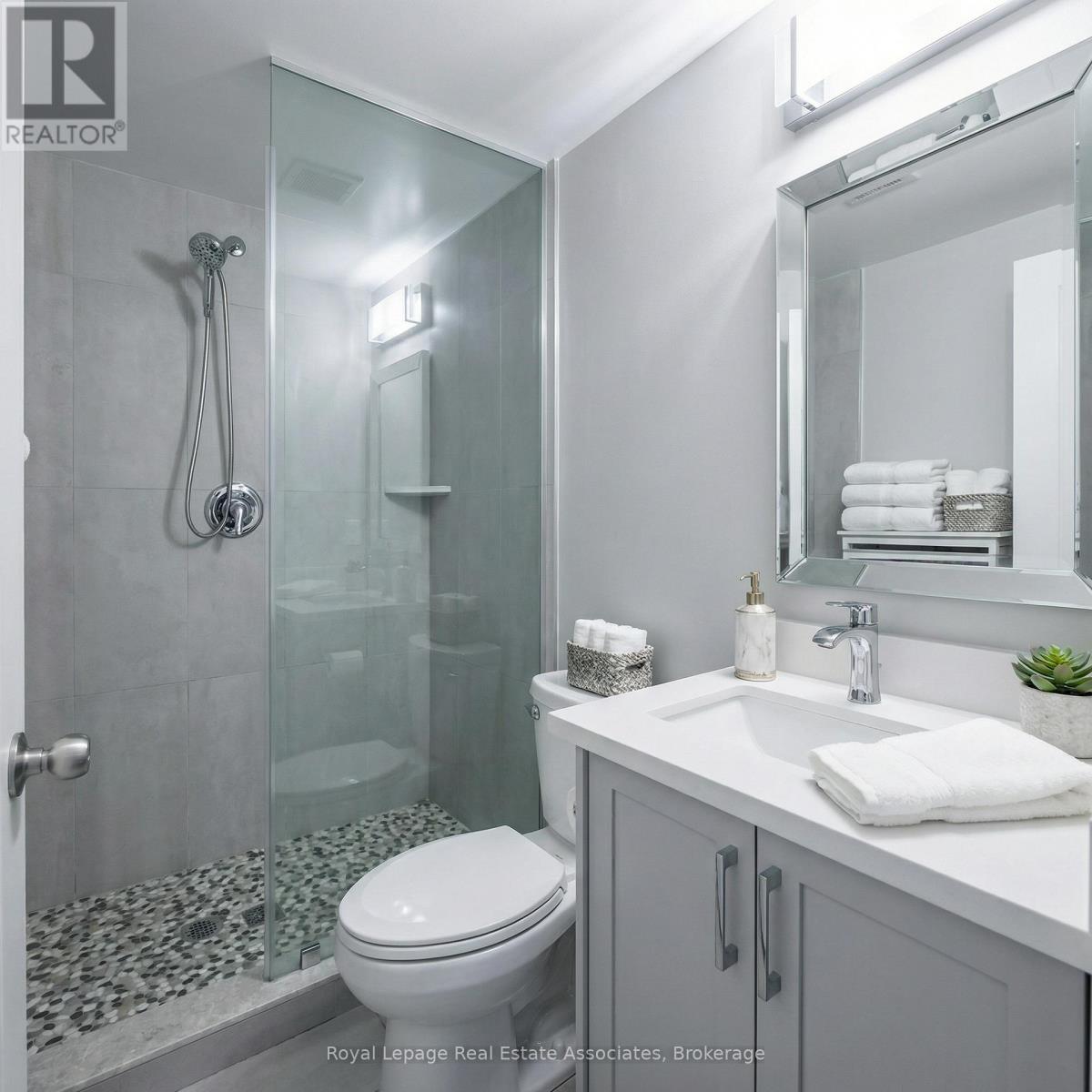 406 - 195 St Patrick Street, Toronto, Ontario  M5T 2Y8 - Photo 7 - C12869814