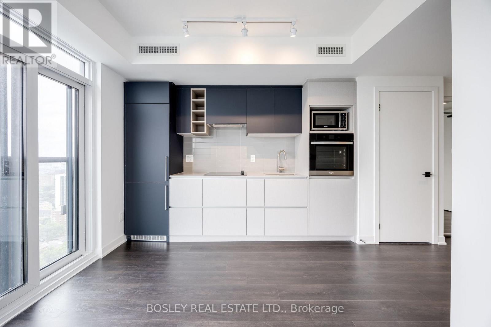 3212 - 319 Jarvis Street, Toronto (Moss Park), Ontario  M5B 0C8 - Photo 6 - C12869854