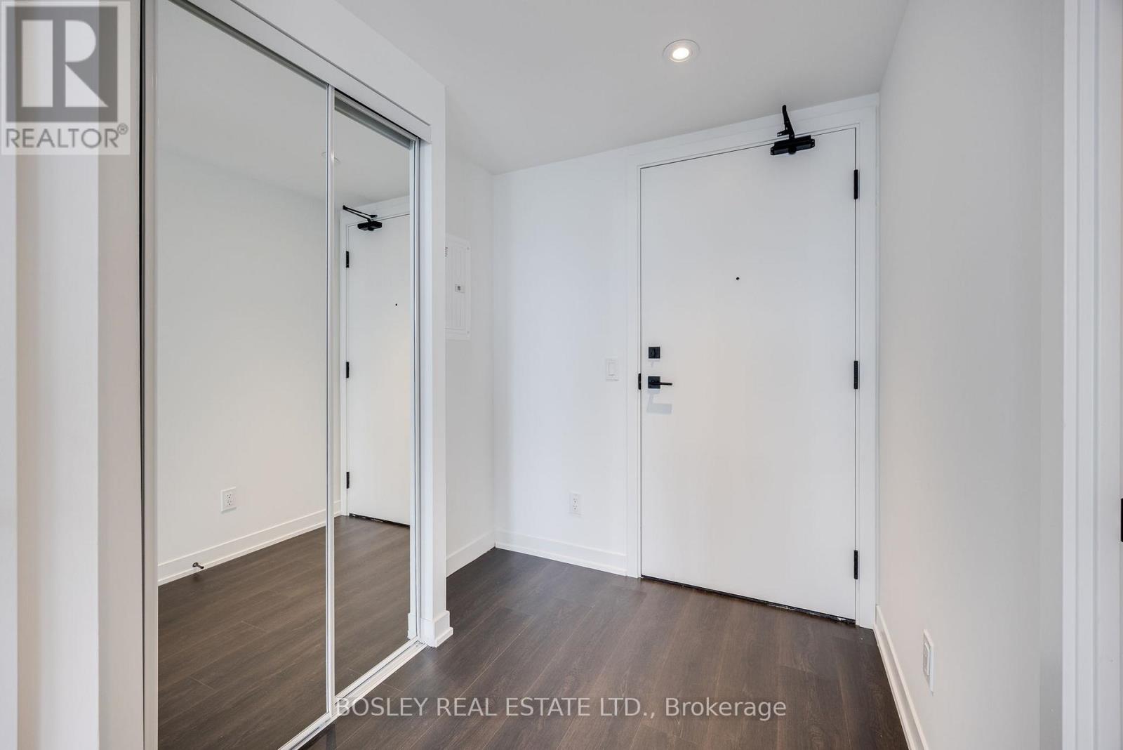 3212 - 319 Jarvis Street, Toronto (Moss Park), Ontario  M5B 0C8 - Photo 9 - C12869854