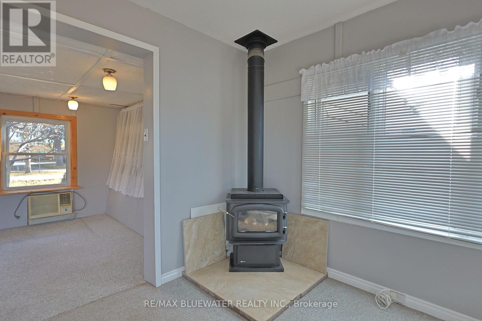 48 - 9385 Ipperwash Road, Lambton Shores, Ontario  N0N 1J3 - Photo 12 - X12869756