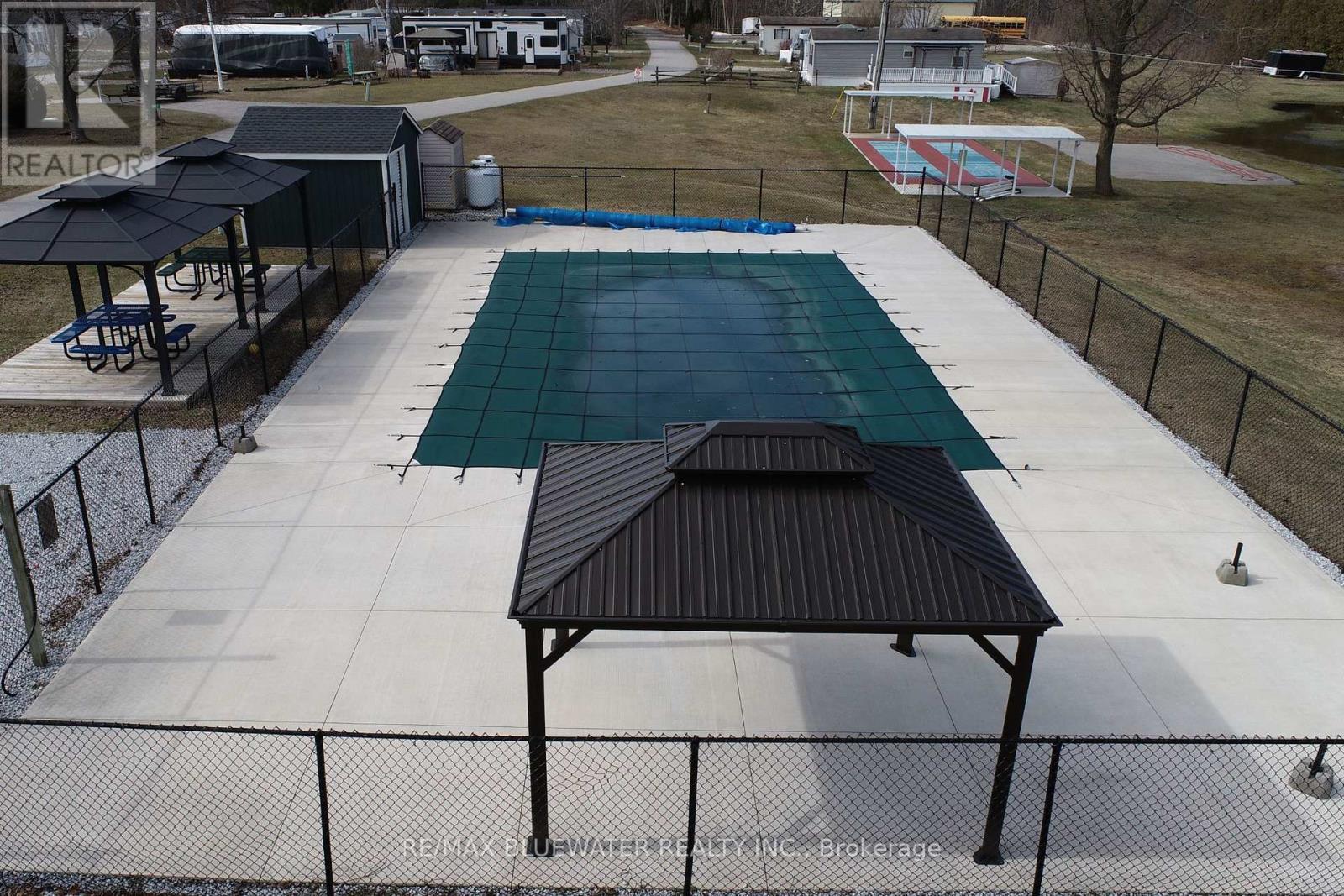 48 - 9385 Ipperwash Road, Lambton Shores, Ontario  N0N 1J3 - Photo 32 - X12869756