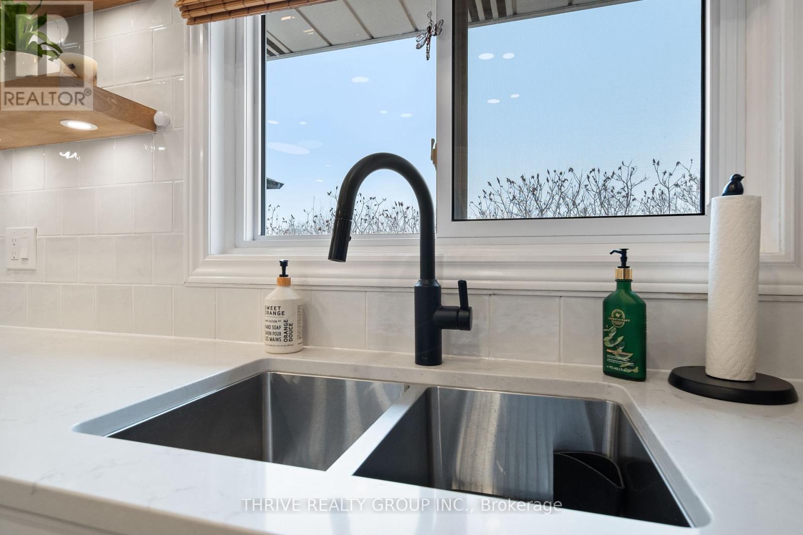 169 Railway Avenue, Middlesex Centre, Ontario  N0L 1R0 - Photo 12 - X12869866