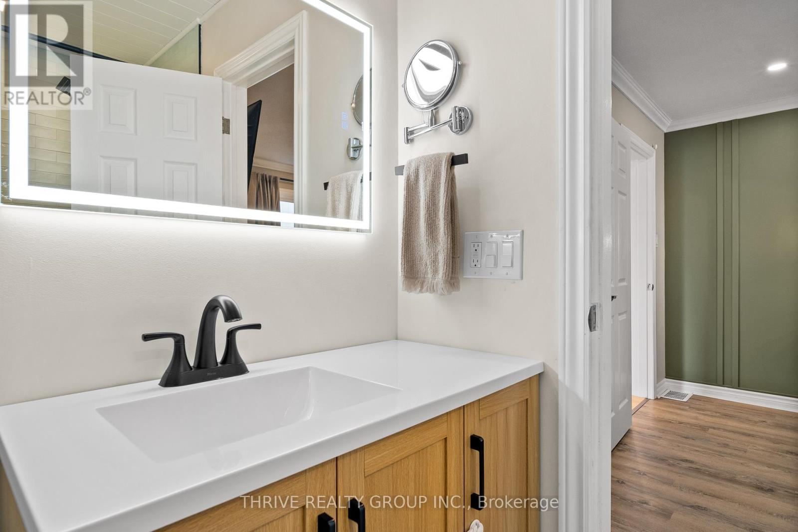 169 Railway Avenue, Middlesex Centre, Ontario  N0L 1R0 - Photo 23 - X12869866