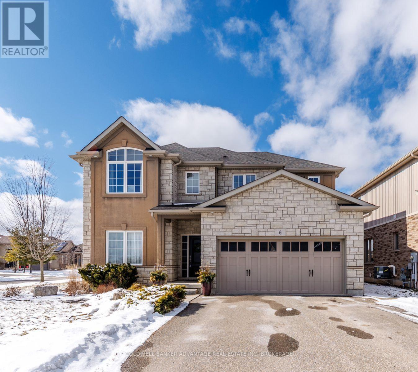 6 Falcon Drive, Welland, Ontario  L3C 0B2 - Photo 1 - X12817970