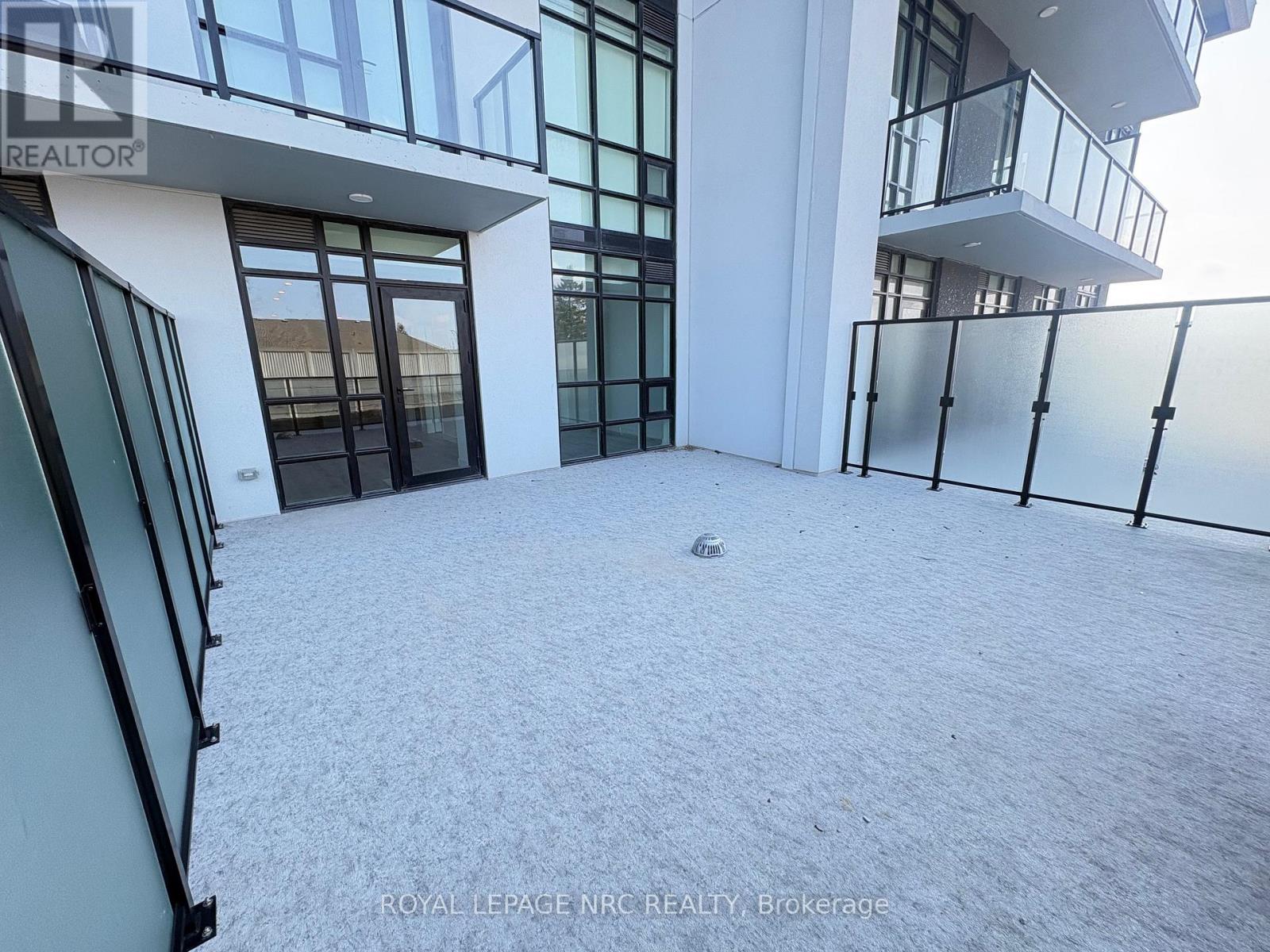 227 - 461 Green Road, Hamilton, Ontario  L8E 5B4 - Photo 1 - X12786244