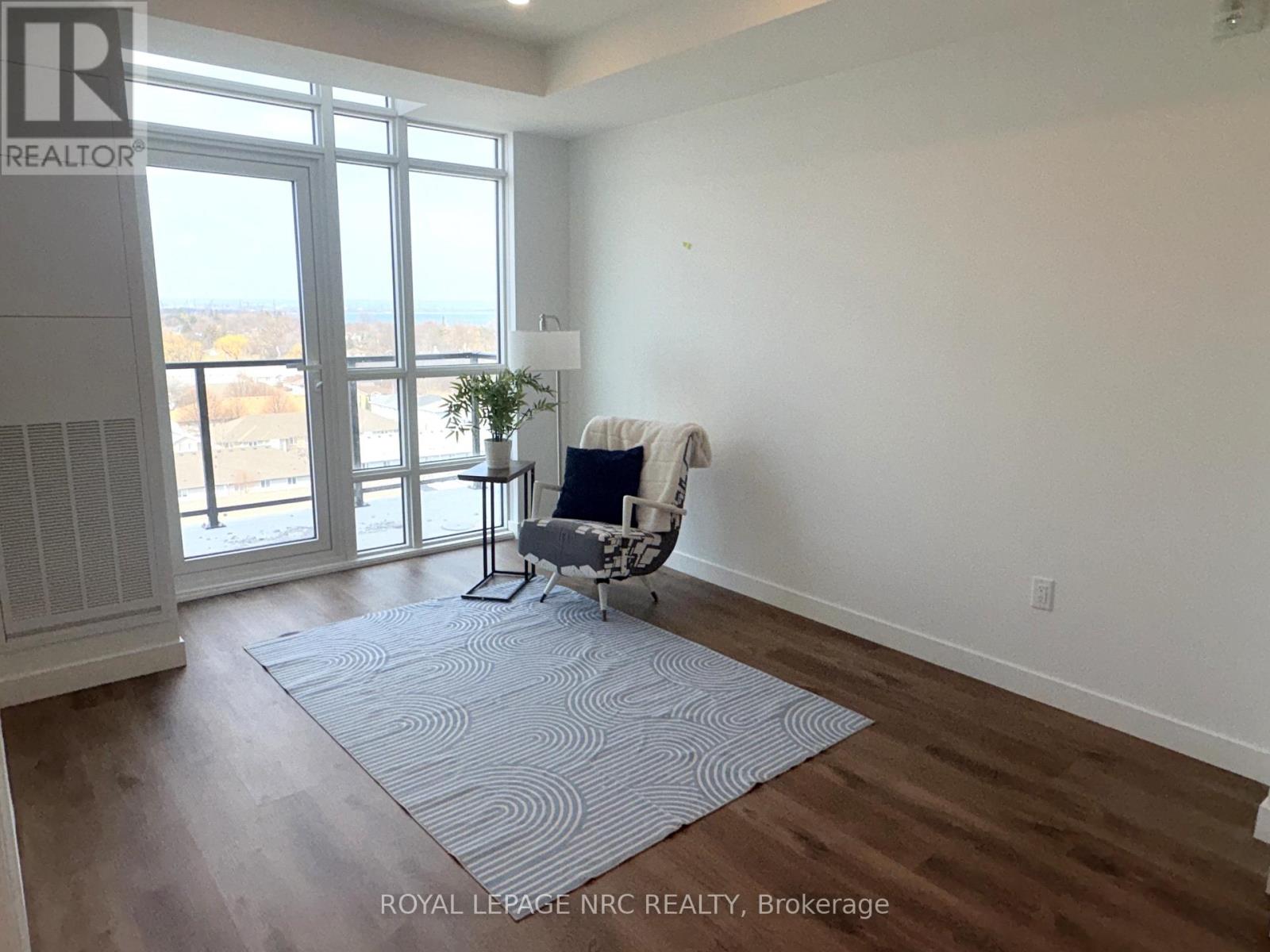 921 - 461 Green Road, Hamilton, Ontario  L8E 5B4 - Photo 6 - X12314405