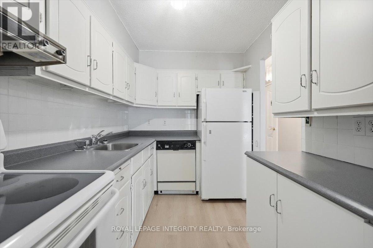 109 - 158a Mcarthur Avenue, Ottawa, Ontario  K1L 7E7 - Photo 19 - X12869732