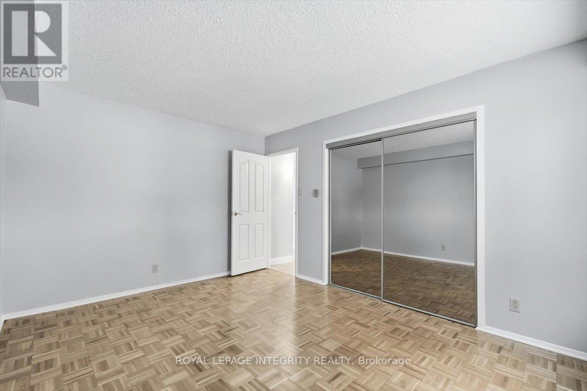 109 - 158a Mcarthur Avenue, Ottawa, Ontario  K1L 7E7 - Photo 26 - X12869732