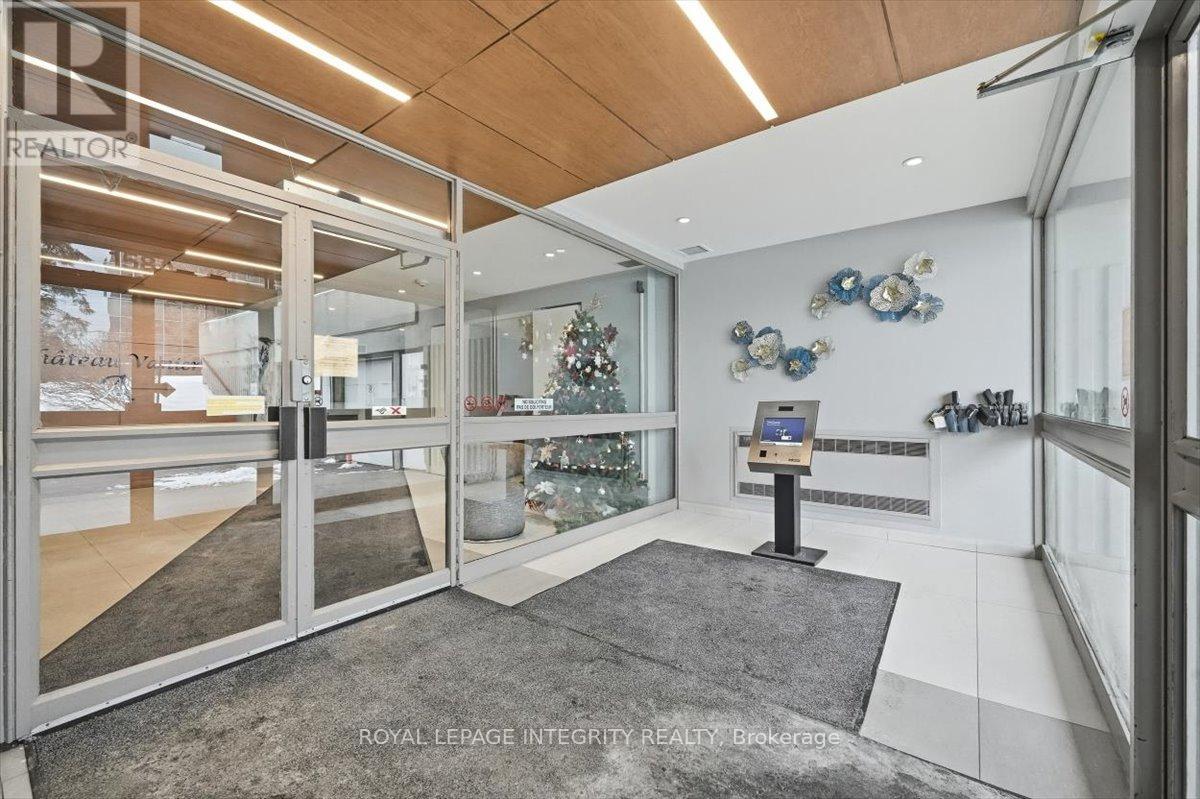 109 - 158a Mcarthur Avenue, Ottawa, Ontario  K1L 7E7 - Photo 5 - X12869732