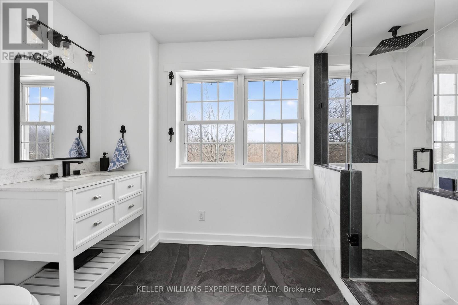 2 Algonquin Heights Court, Essa (Thornton), Ontario  L0L 2N0 - Photo 20 - N12869824