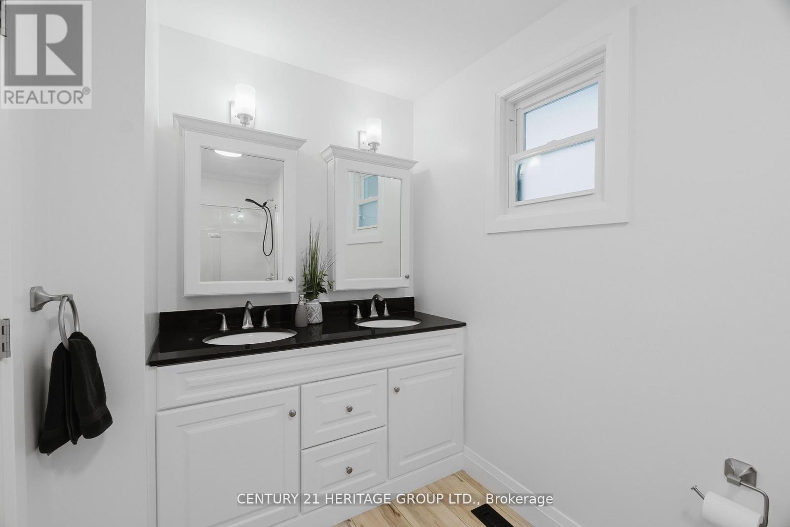 7 Crawford Circle, New Tecumseth (Beeton), Ontario  L0G 1A0 - Photo 20 - N12869828