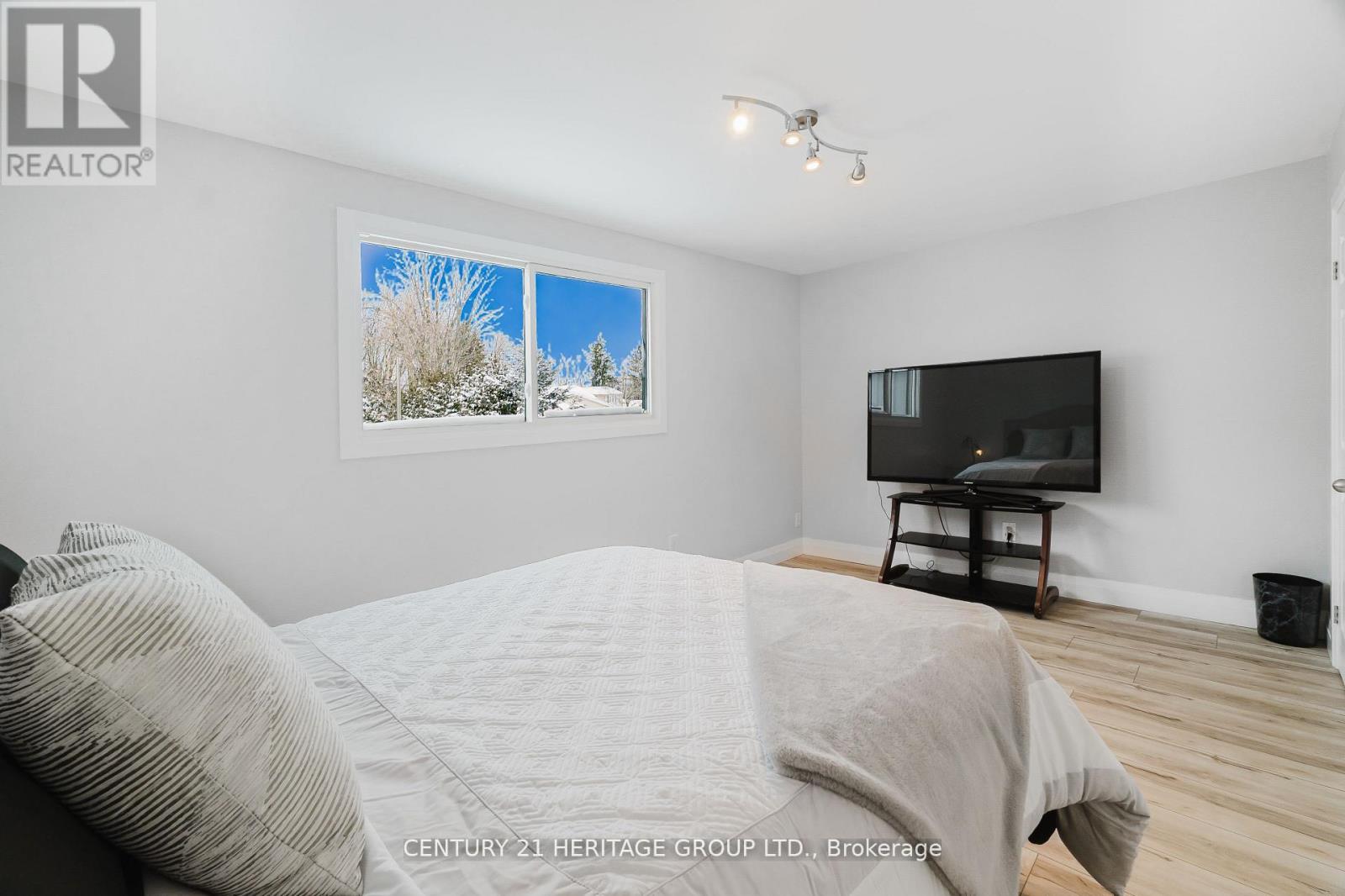 7 Crawford Circle, New Tecumseth (Beeton), Ontario  L0G 1A0 - Photo 23 - N12869828