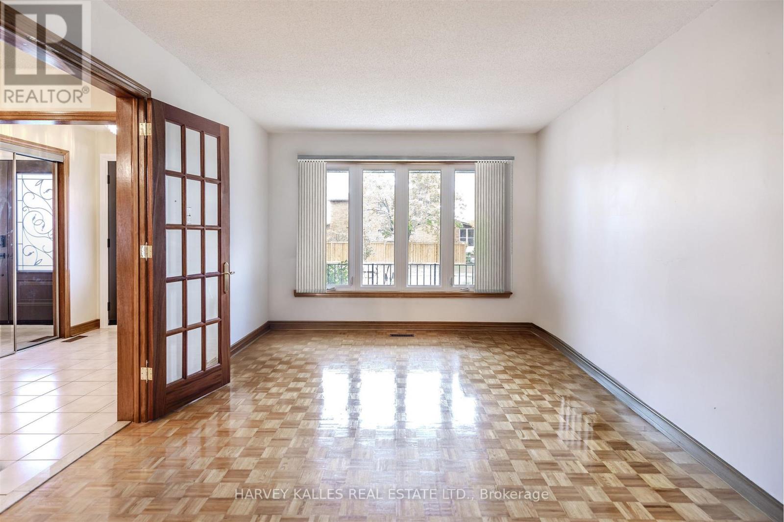 113 Cabaletta Crescent, Vaughan, Ontario  L4L 6L1 - Photo 10 - N12839702