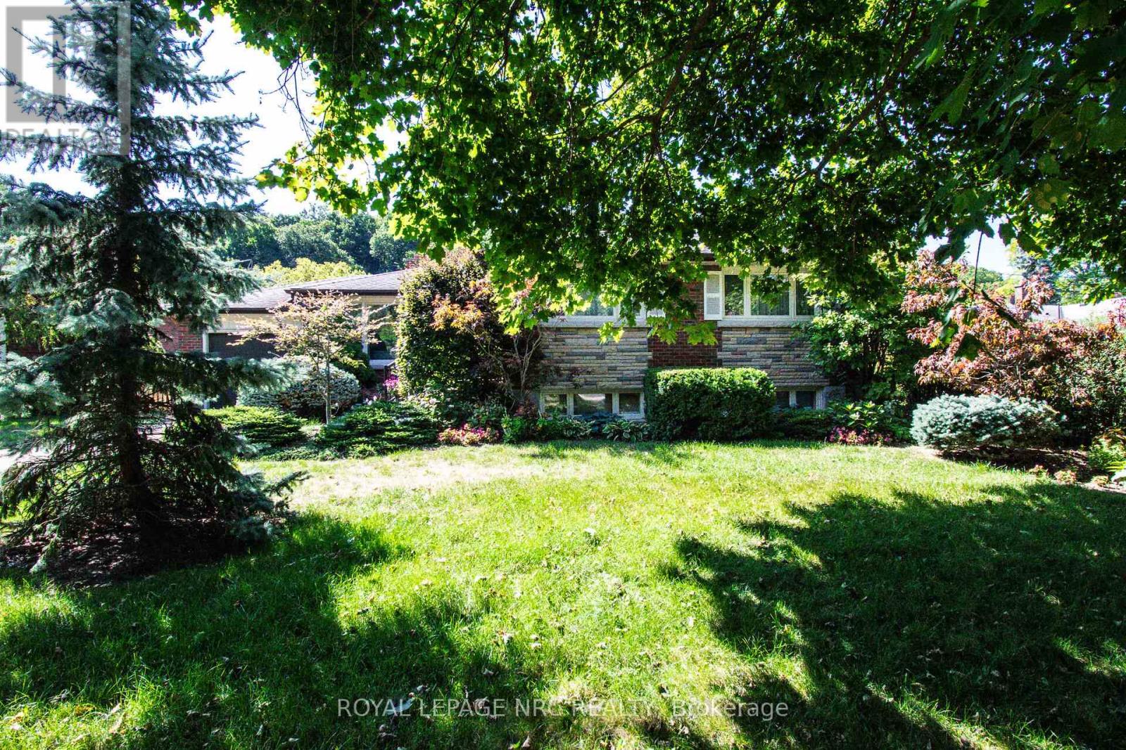 4 Glenbarr Road, St. Catharines, Ontario  L2T 1Y1 - Photo 40 - X12869746