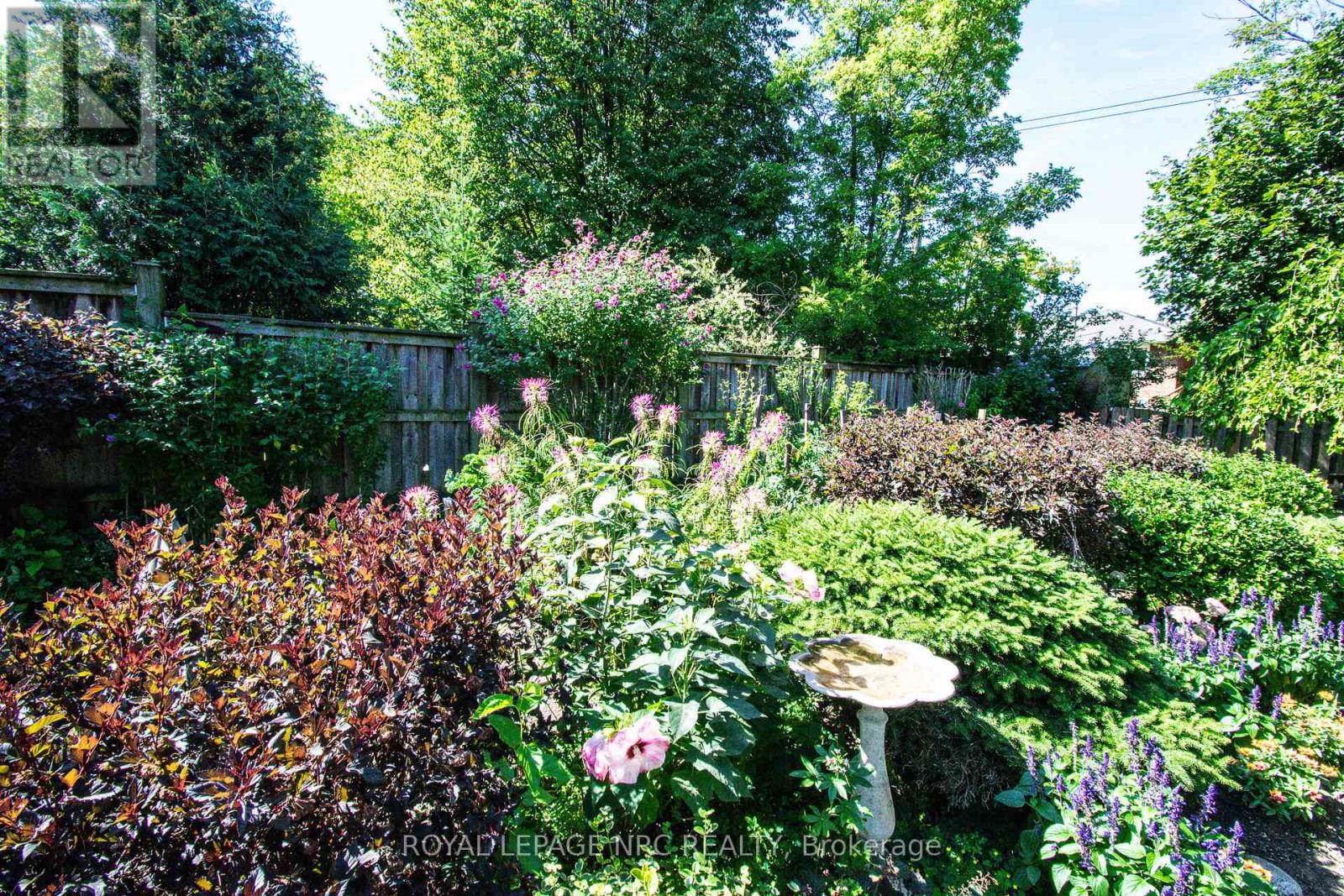 4 Glenbarr Road, St. Catharines, Ontario  L2T 1Y1 - Photo 49 - X12869746