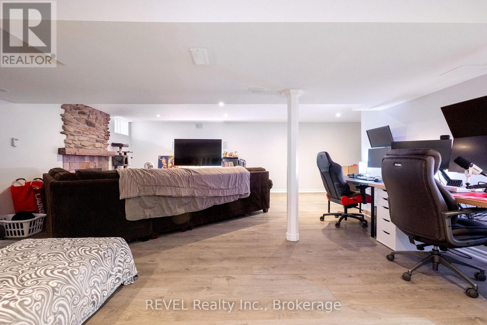 29 Springbreeze Heights, Hamilton, Ontario  L8E 0A4 - Photo 37 - X12869812