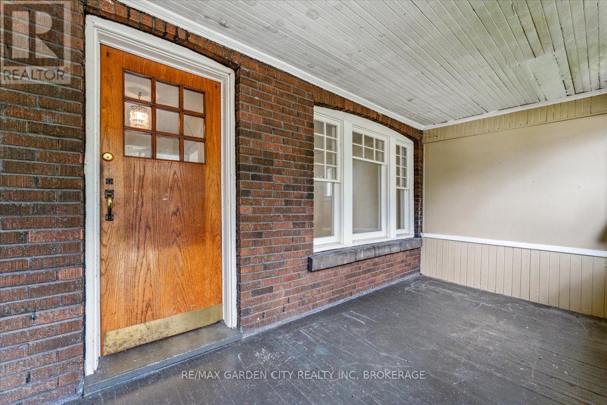 4372 Seneca Street, Niagara Falls, Ontario  L2E 1G6 - Photo 6 - X12869868