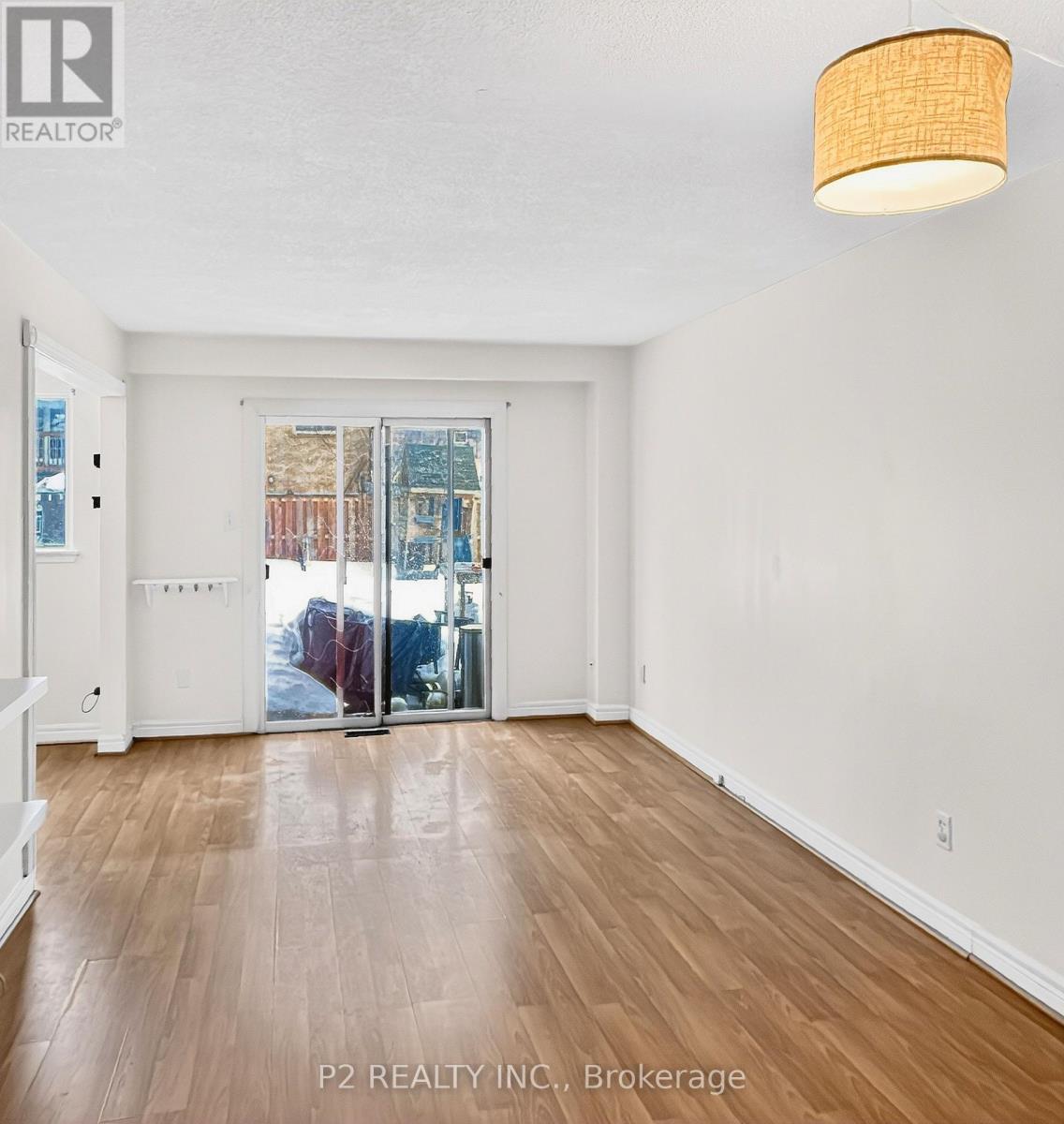 46 Chaucer Crescent, Barrie, Ontario  L4N 4T7 - Photo 4 - S12869760