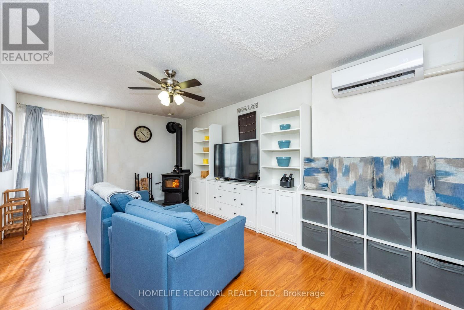 26 Garrison Square, Brampton, Ontario  L6S 2H3 - Photo 9 - W12869750