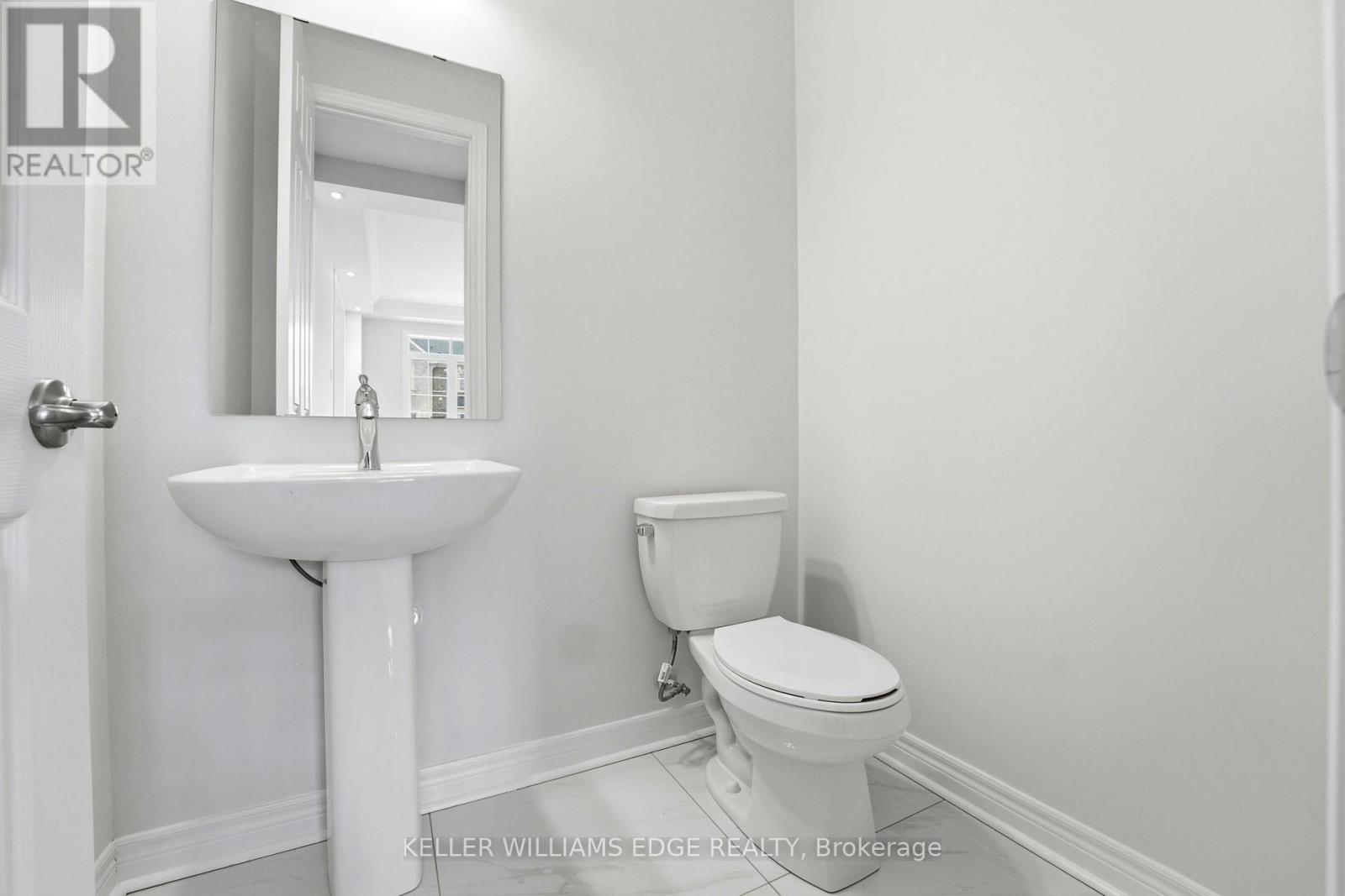 132 Settlers Road E, Oakville, Ontario  L6H 0Y3 - Photo 13 - W12869800