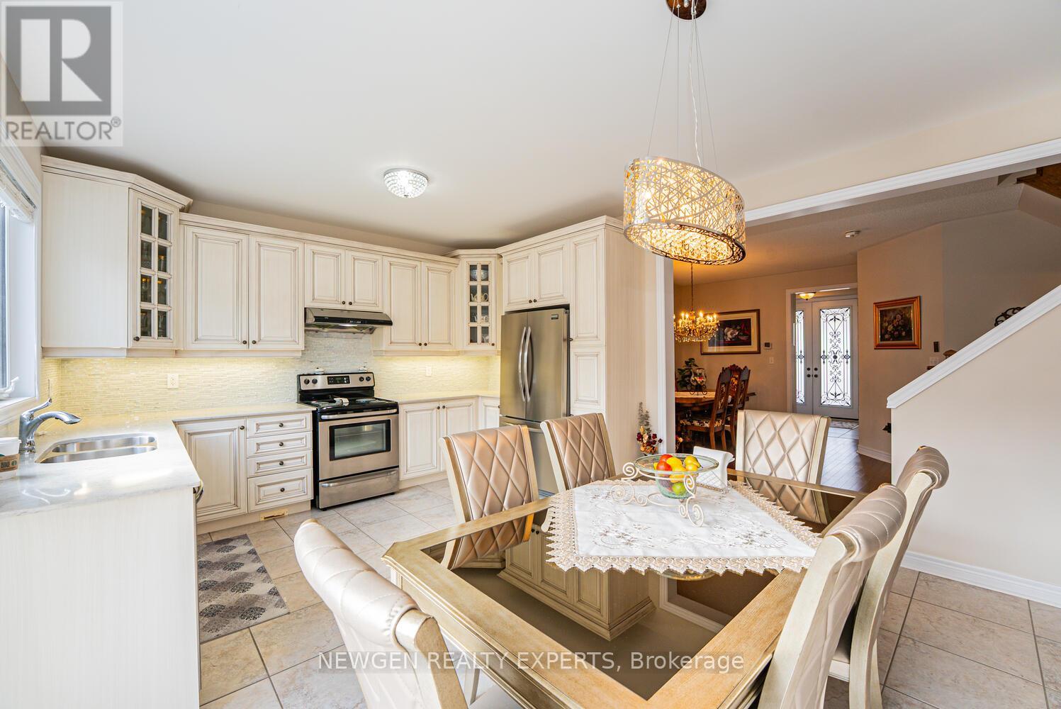 46 Monument Trail, Brampton, Ontario  L7A 4M9 - Photo 11 - W12869818