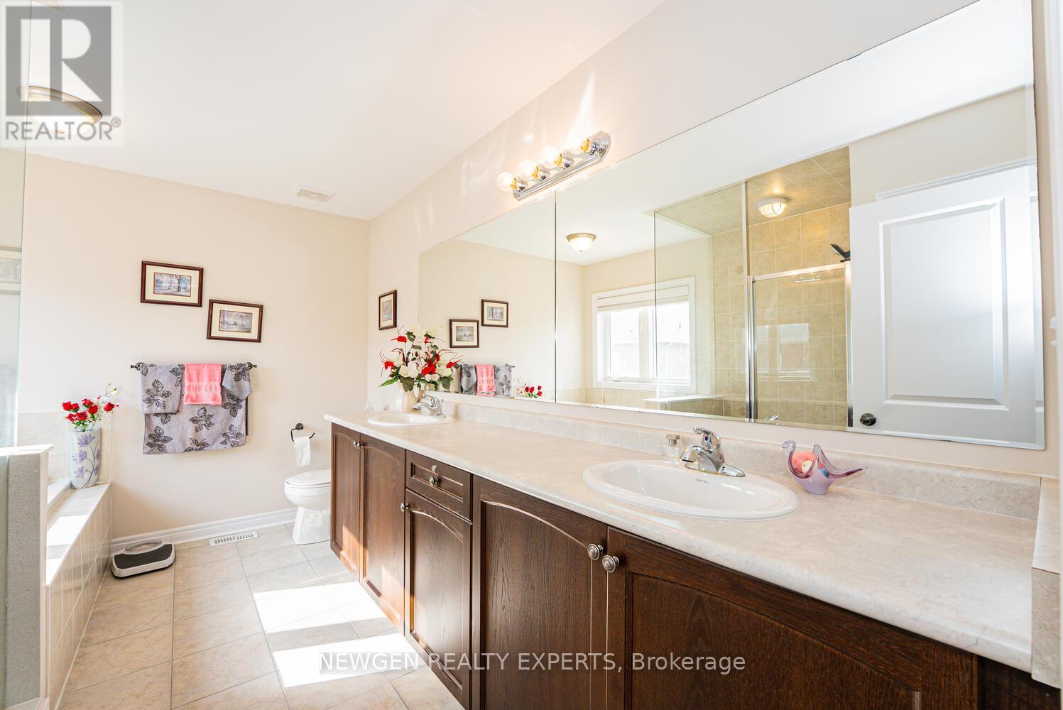 46 Monument Trail, Brampton, Ontario  L7A 4M9 - Photo 20 - W12869818
