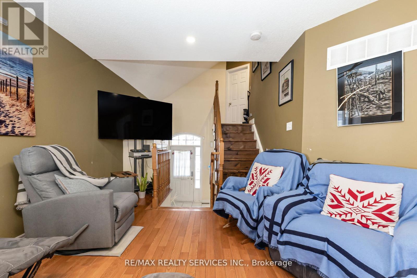 50 Sunny Glen Crescent, Brampton, Ontario  L7A 2C6 - Photo 8 - W12869832