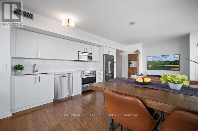 904 - 15 Legion Road, Toronto, Ontario  M8V 0A9 - Photo 14 - W12869856