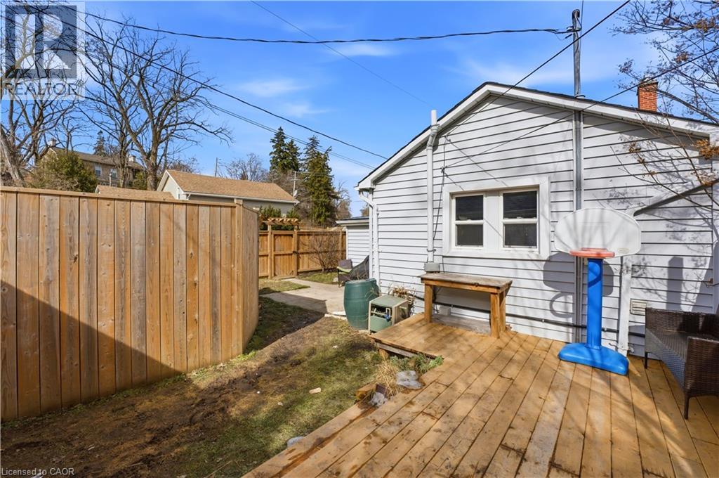 33 Park Hill Road W, Cambridge, Ontario  N1S 1E1 - Photo 21 - 40810062