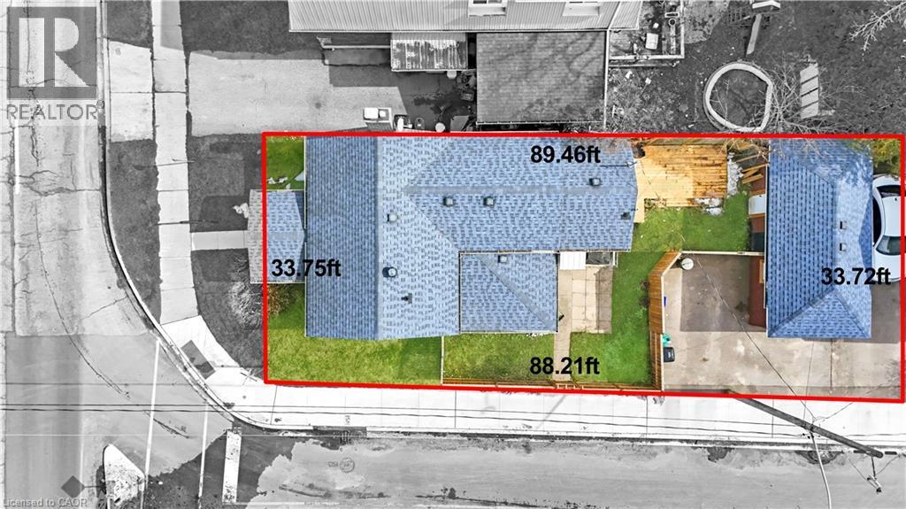 33 Park Hill Road W, Cambridge, Ontario  N1S 1E1 - Photo 2 - 40810062